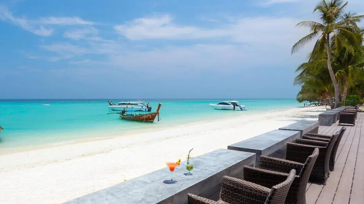 Phi Phi Holiday Resort ( Phi Phi )